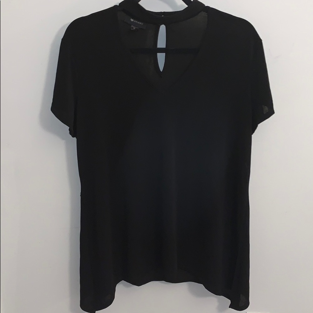 Choker top blouse